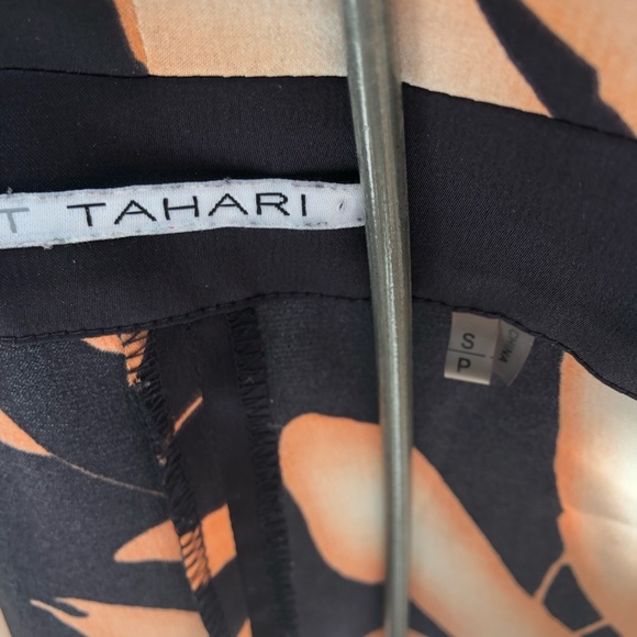 T. Tahari blouse - Picture 3 of 5